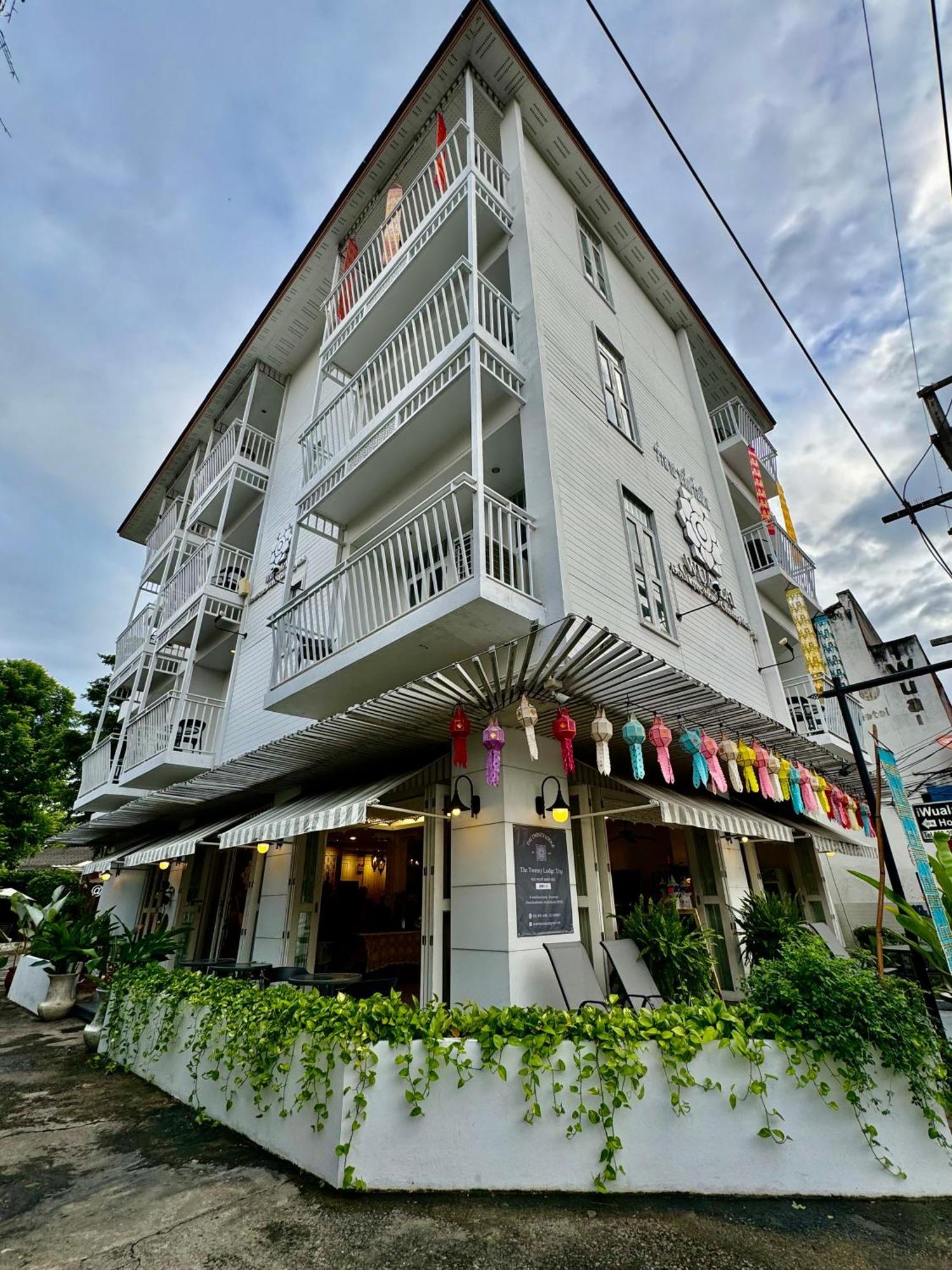 Wua Lai Boutique Hotel Чиангмай Экстерьер фото