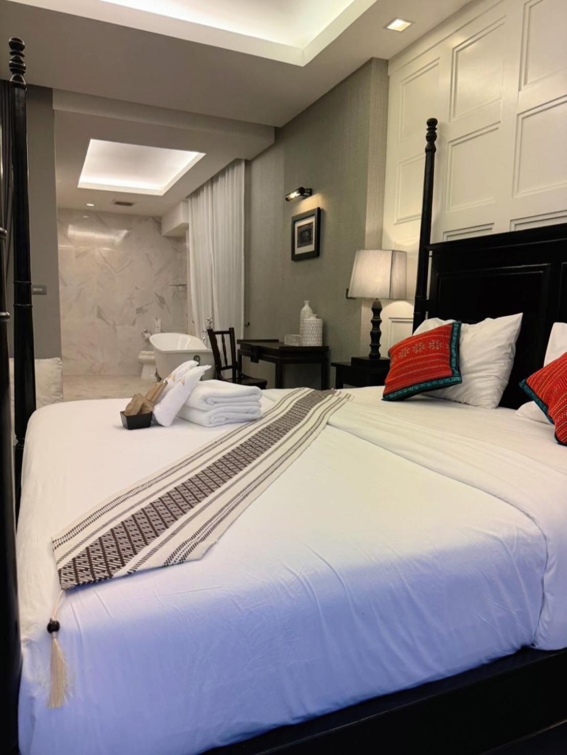 Wua Lai Boutique Hotel Чиангмай Экстерьер фото